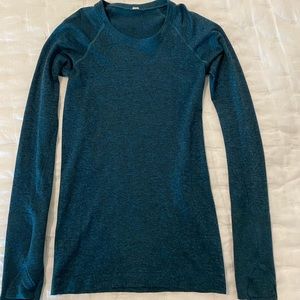 Lululemon - swiftly tech long sleeve